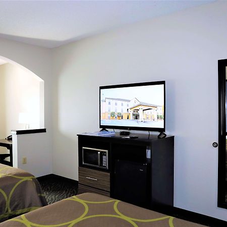 Super 8 By Wyndham High Point/Greensboro Eksteriør bilde