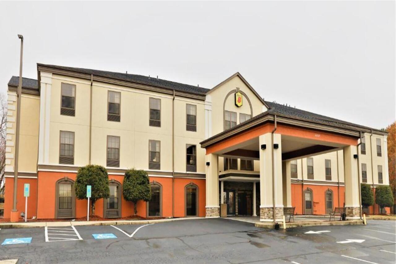 Super 8 By Wyndham High Point/Greensboro Eksteriør bilde