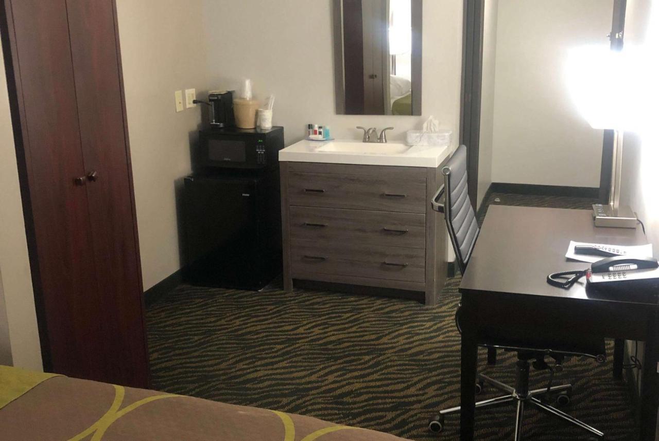 Super 8 By Wyndham High Point/Greensboro Eksteriør bilde