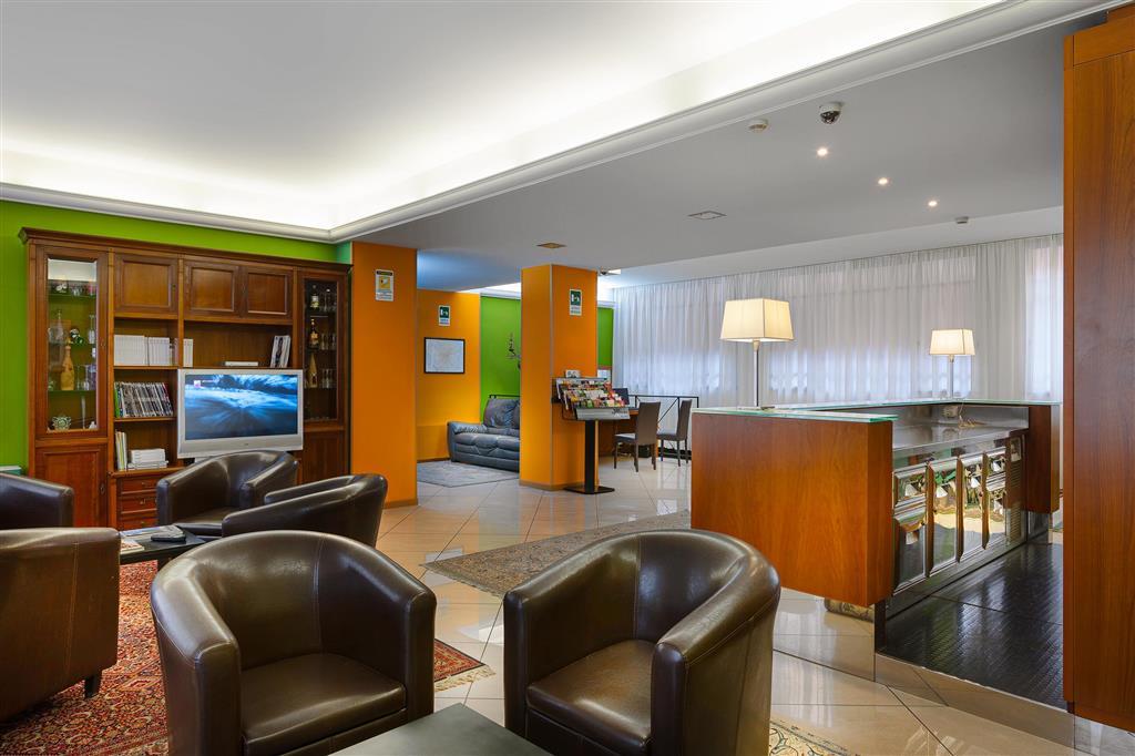 Super 8 By Wyndham High Point/Greensboro Restaurant bilde