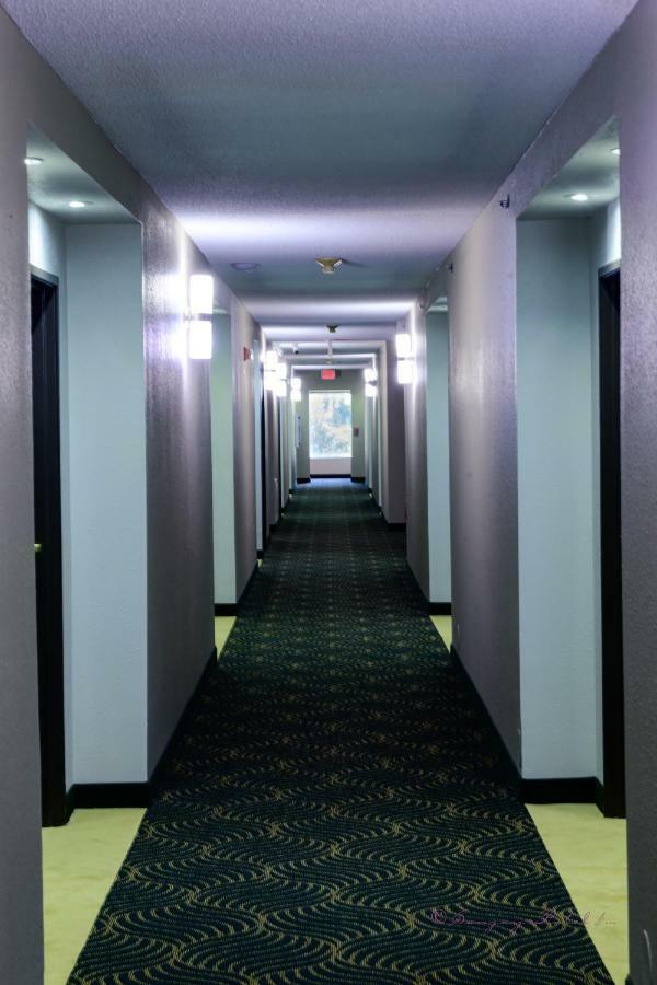Super 8 By Wyndham High Point/Greensboro Eksteriør bilde